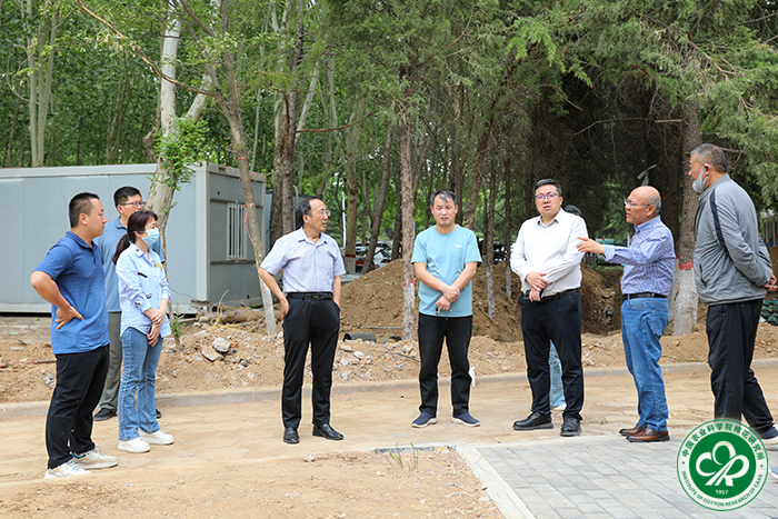 3 检查建筑工地xiu.jpg